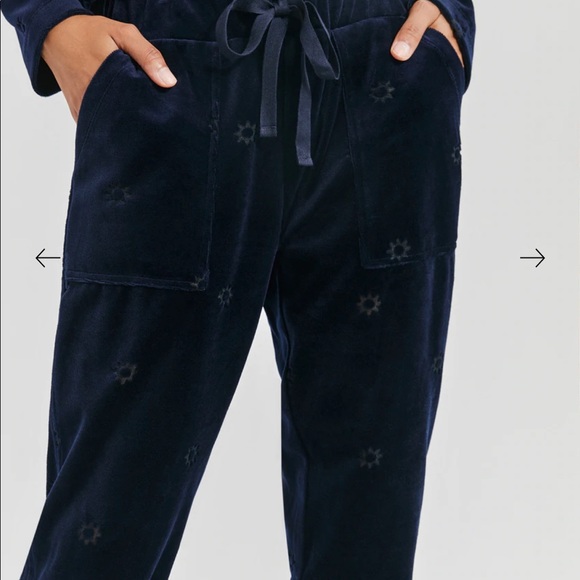 Something Navy Sun Velour Sweatshirt & Joggers Set (M, Navy) - Picture 4 of 10
